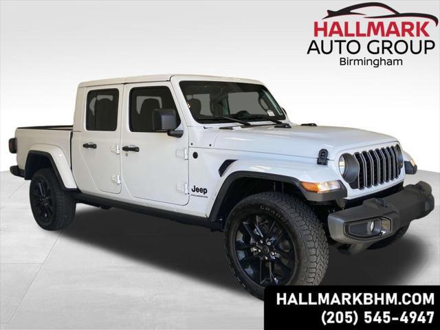 2025 Jeep Gladiator Nighthawk