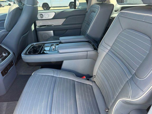 2020 Lincoln Navigator Black Label