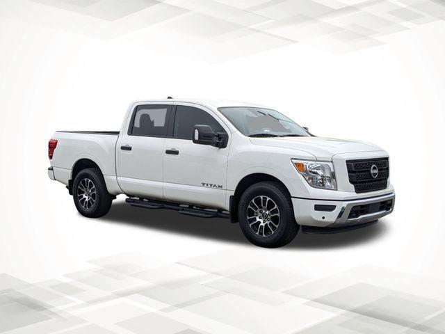 2023 Nissan TITAN Crew Cab SV 4x4