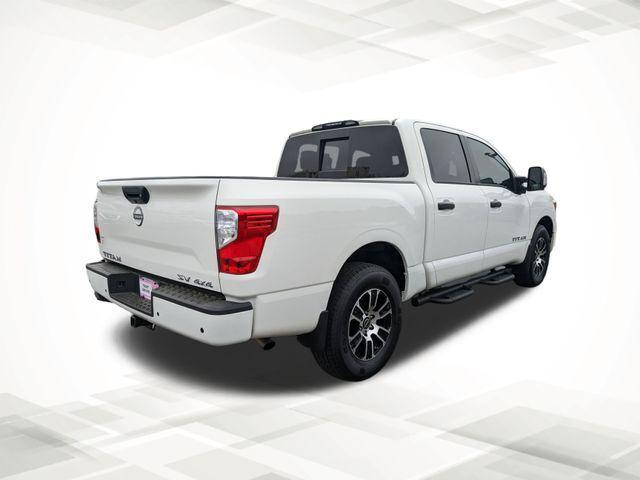 2023 Nissan TITAN Crew Cab SV 4x4