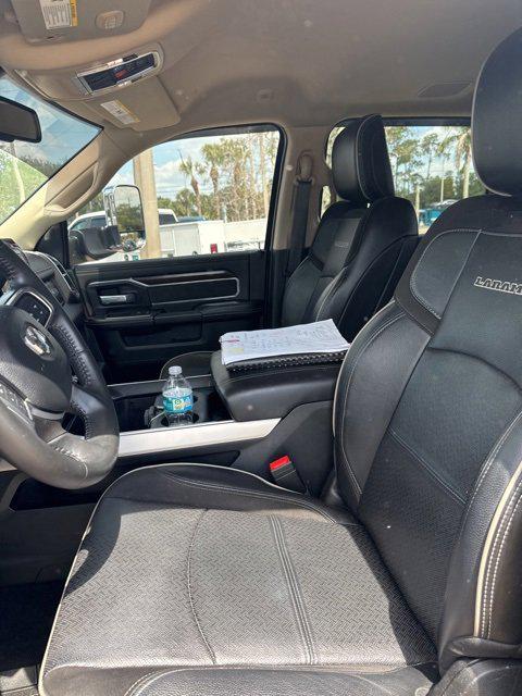 2022 RAM 3500 Laramie Crew Cab 4x4 8 Box