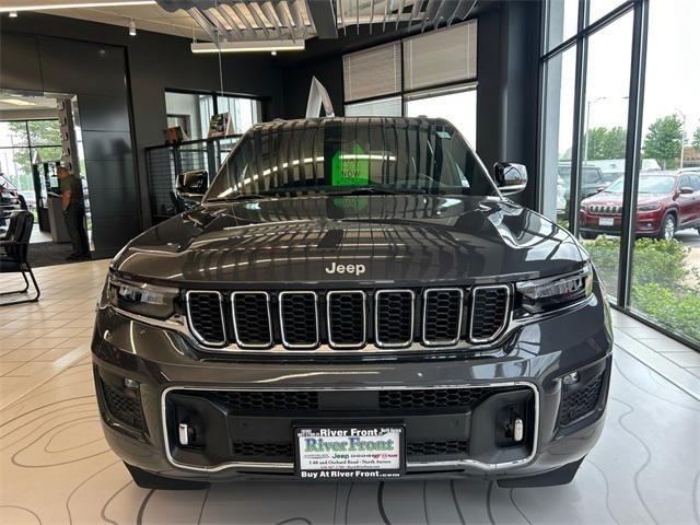 2025 Jeep Grand Cherokee GRAND CHEROKEE OVERLAND 4X4