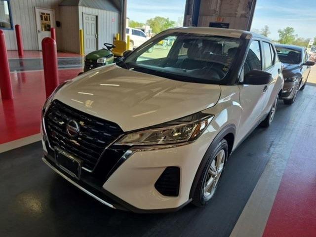 2021 Nissan Kicks S Xtronic CVT