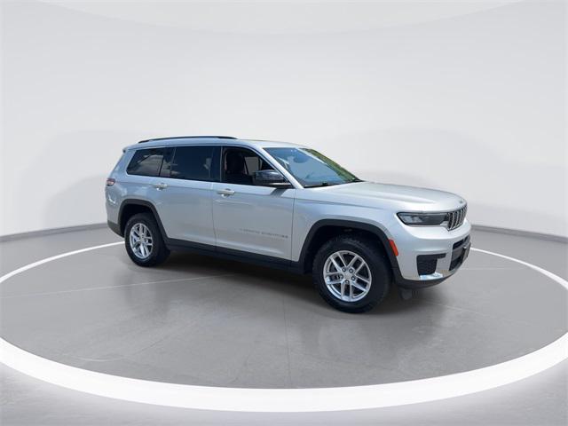 2021 Jeep Grand Cherokee L Laredo 4x4
