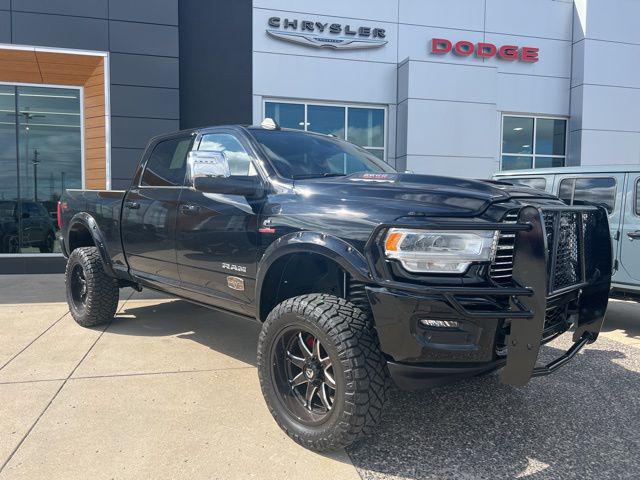 2024 RAM Ram 3500 RAM 3500 LARAMIE CREW CAB 4X4 64 BOX