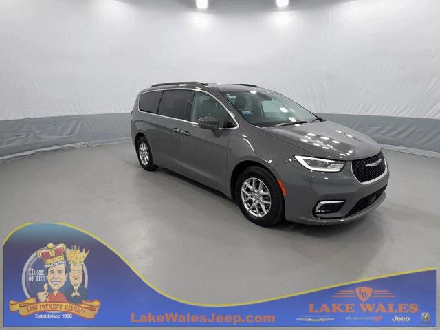 2022 Chrysler Pacifica Hybrid Touring L