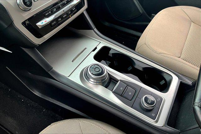 2023 Ford Explorer Base