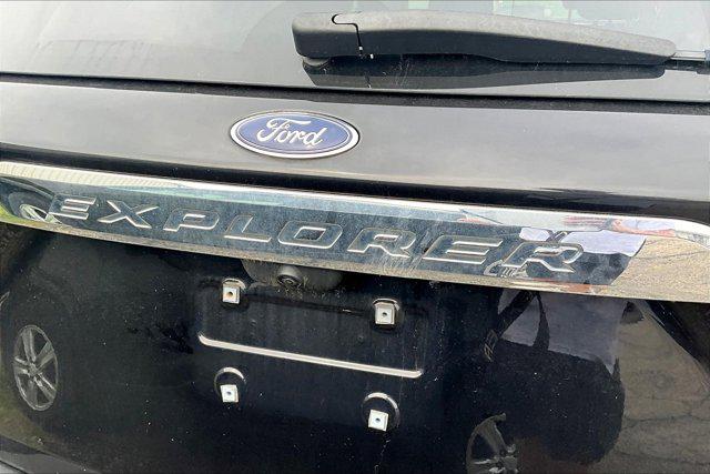 2023 Ford Explorer Base