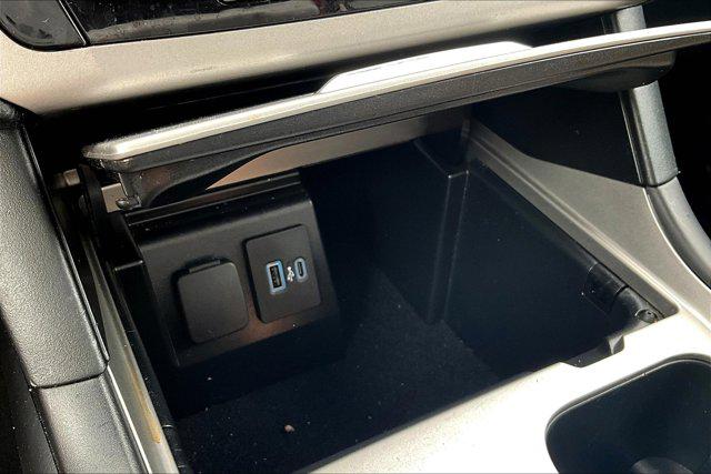 2023 Ford Explorer Base