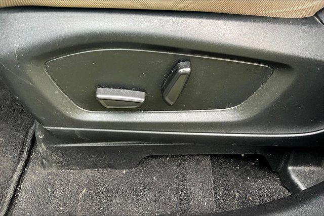 2023 Ford Explorer Base