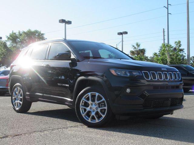 2024 Jeep Compass Latitude Lux FWD