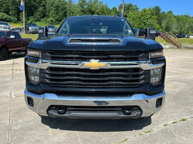 2024 Chevrolet Silverado 2500HD 4WD Crew Cab Standard Bed LT