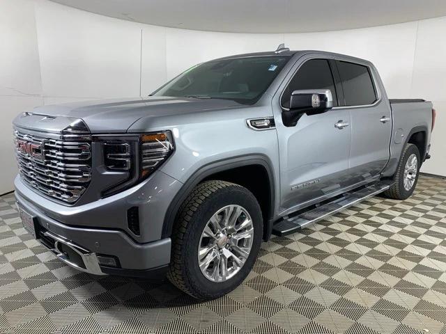 2023 GMC Sierra 1500 4WD Crew Cab Short Box Denali