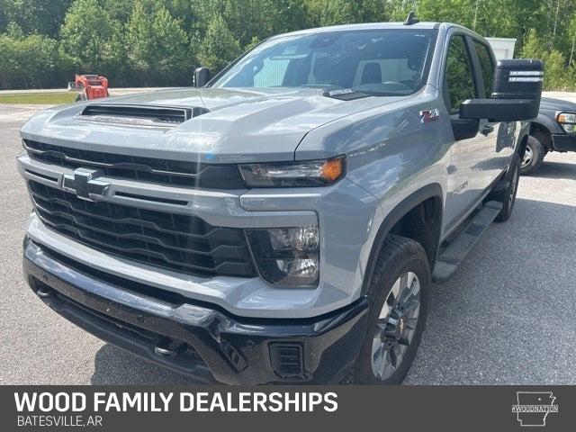 2025 Chevrolet Silverado 2500HD 4WD Crew Cab Standard Bed Custom