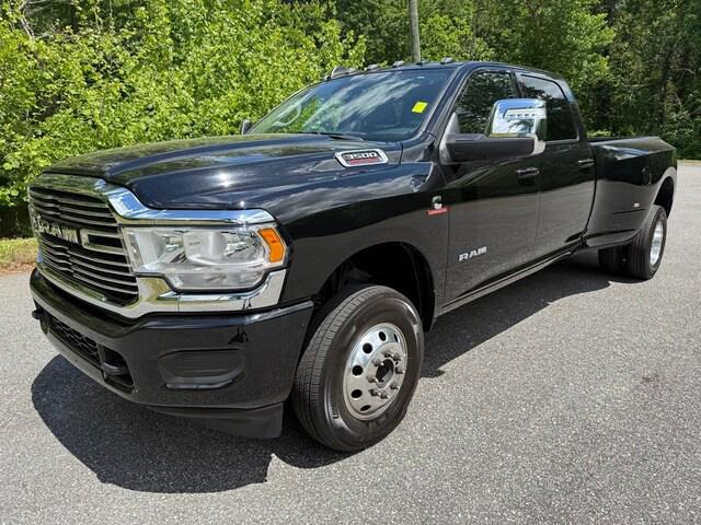 2023 RAM 3500 Laramie Crew Cab 4x4 8 Box
