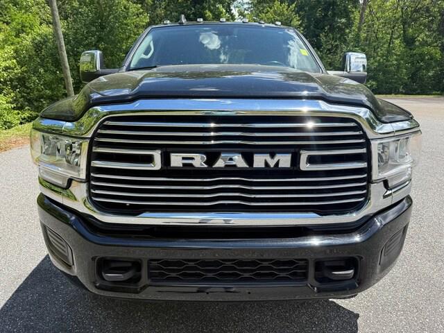 2023 RAM 3500 Laramie Crew Cab 4x4 8 Box