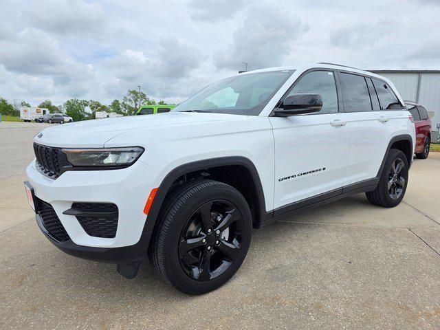 2022 Jeep Grand Cherokee Altitude 4x4