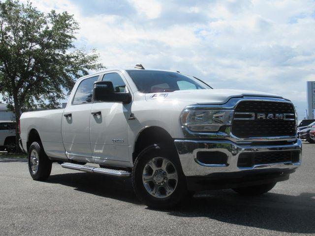 2023 RAM 3500 Big Horn Crew Cab 4x4 8 Box