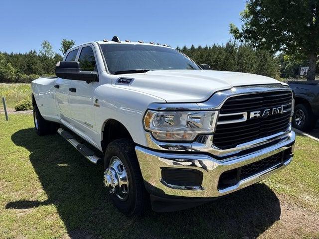 2021 RAM 3500 Tradesman Crew Cab 4x4 8 Box