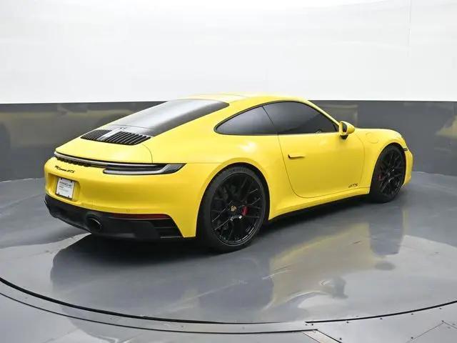 2024 Porsche 911 Carrera 4 GTS
