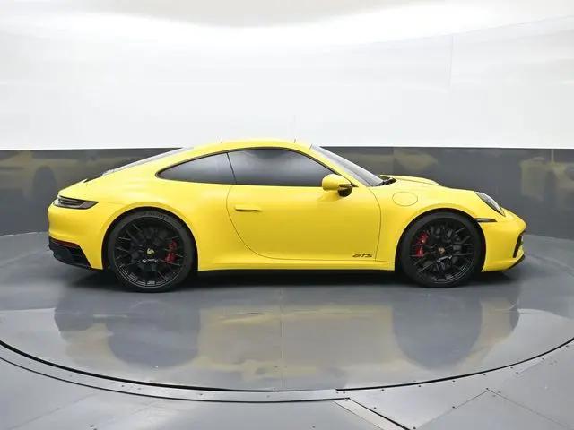 2024 Porsche 911 Carrera 4 GTS