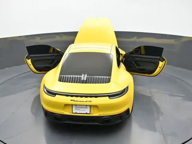 2024 Porsche 911 Carrera 4 GTS