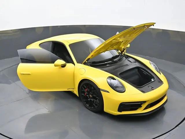 2024 Porsche 911 Carrera 4 GTS