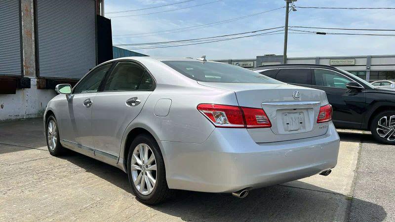 2011 Lexus ES 350 350