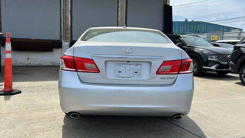 2011 Lexus ES 350 350