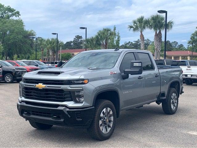 2025 Chevrolet Silverado 2500HD 4WD Crew Cab Standard Bed Custom