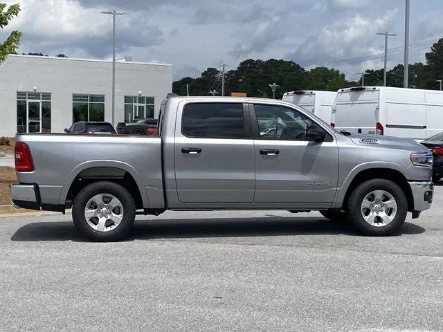 2025 RAM Ram 1500 RAM 1500 BIG HORN CREW CAB 4X2 57 BOX