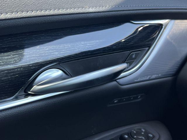 2025 Cadillac XT5 FWD Premium Luxury