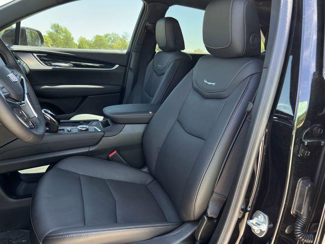 2025 Cadillac XT5 FWD Premium Luxury