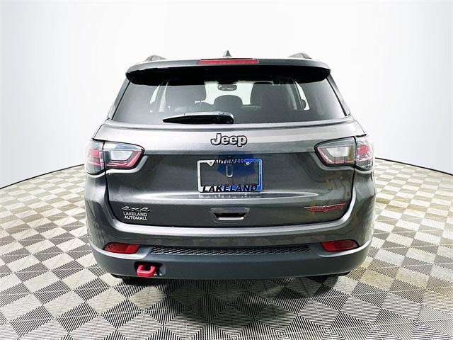 Compass Trailhawk