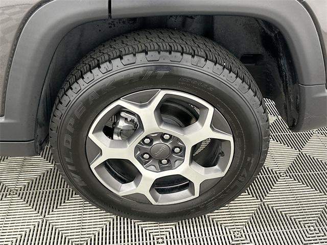 Compass Trailhawk