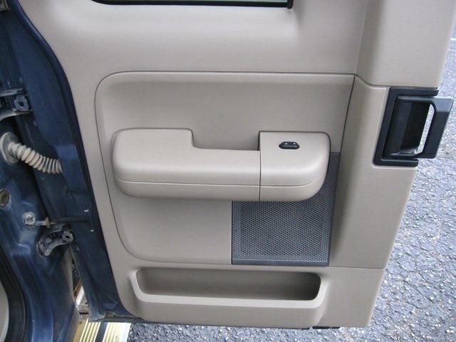 2006 Ford F-150 Lariat