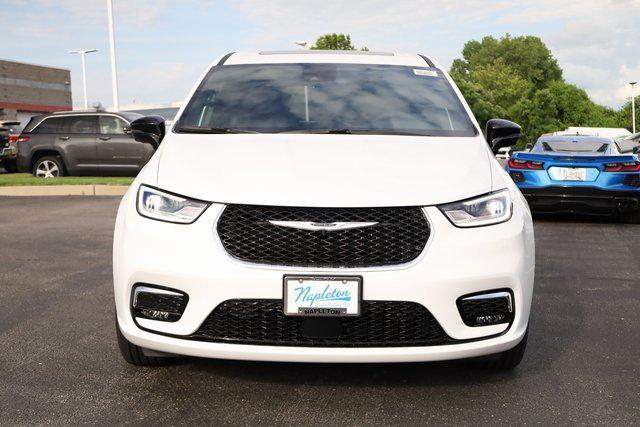 2025 Chrysler Pacifica PACIFICA SELECT AWD