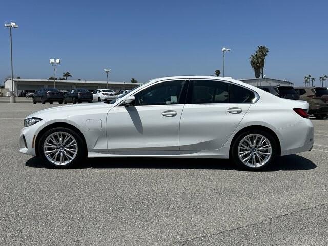 2024 BMW 3 Series 330e xDrive Sedan