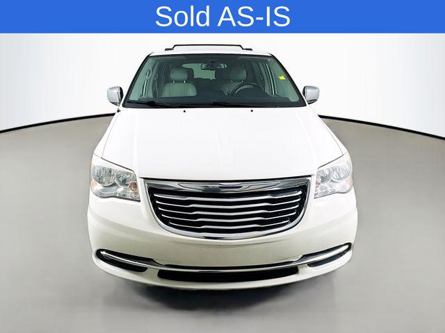 2013 Chrysler Town and Country Touring