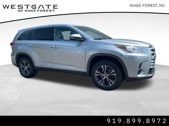 2019 Toyota Highlander LE