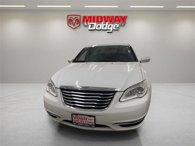 2013 Chrysler 200 Touring