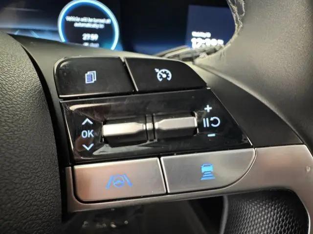 2023 Hyundai Elantra Hybrid Limited