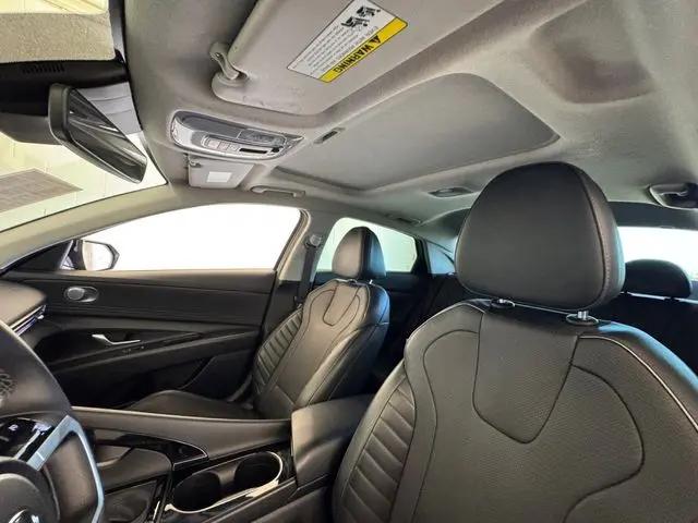 2023 Hyundai Elantra Hybrid Limited
