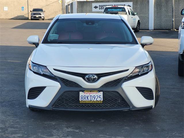 2020 Toyota Camry SE