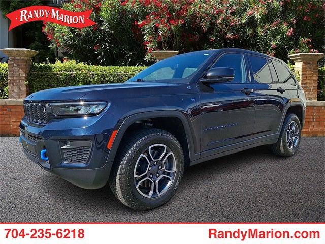 2022 Jeep Grand Cherokee 4xe Trailhawk 4x4 2022 Jeep Grand Cherokee 4xe Trailhawk 4x4