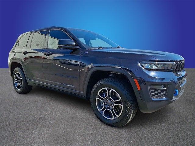 2022 Jeep Grand Cherokee 4xe Trailhawk 4x4 2022 Jeep Grand Cherokee 4xe Trailhawk 4x4