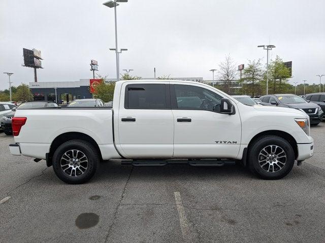 2023 Nissan TITAN Crew Cab SV 4x4