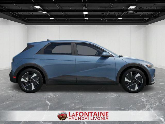 2025 Hyundai IONIQ 5 SE - Photo 6