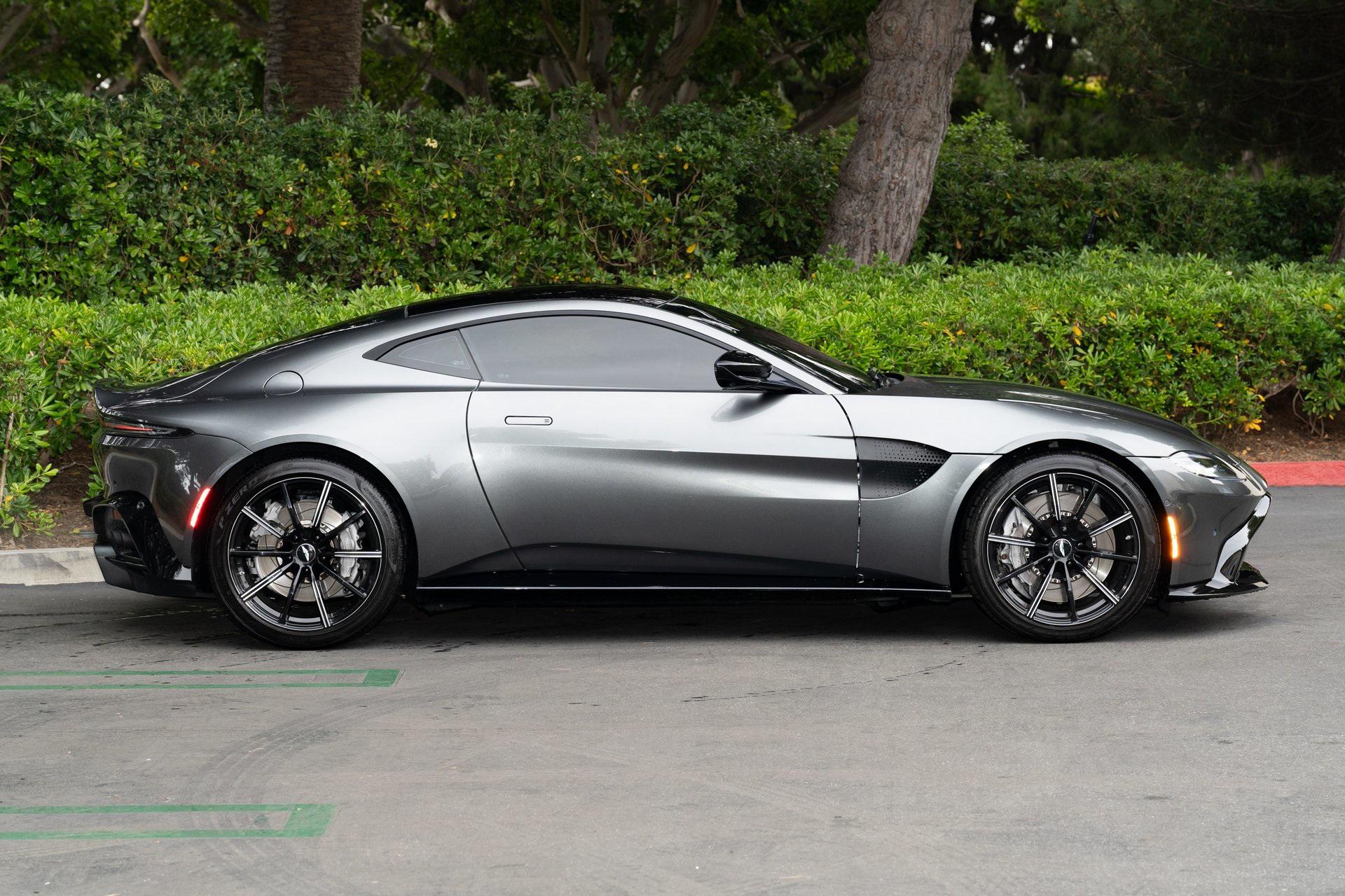 Aston Martin 2020 Vantage