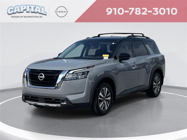 2022 Nissan Pathfinder SL 4WD